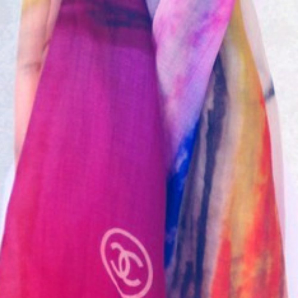 CHANEL CASHMERE WRAP